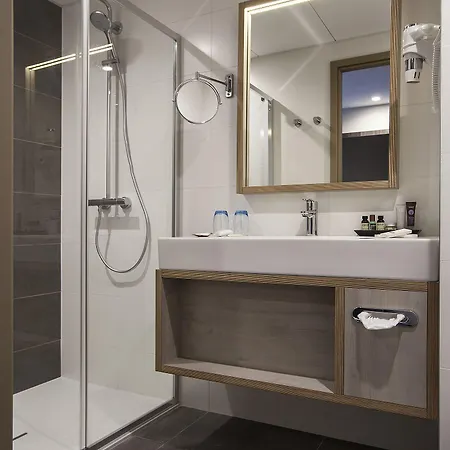 Mercure 4*