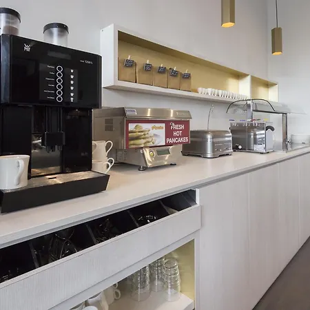 Mercure Station Hotel 4*